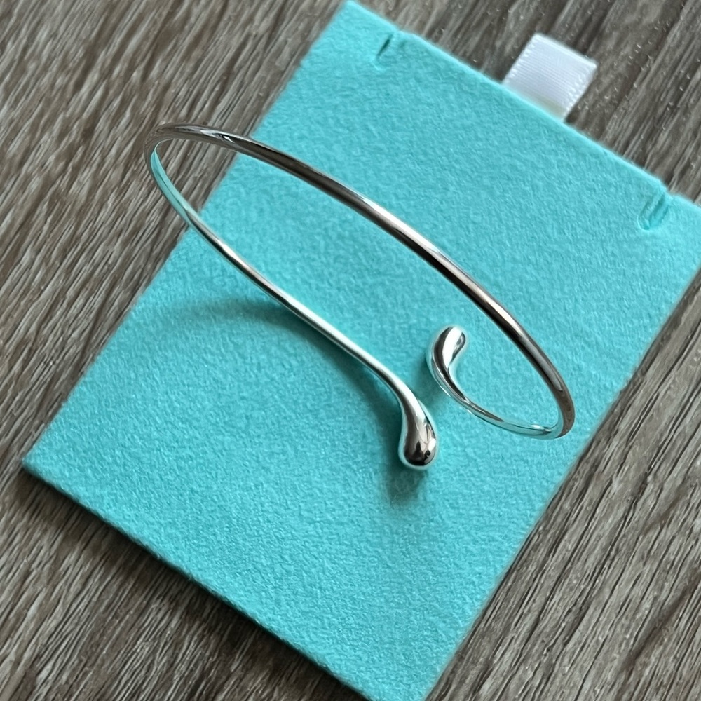 Tiffany‎ & Co. teardrop bangle - Picture 5 of 7